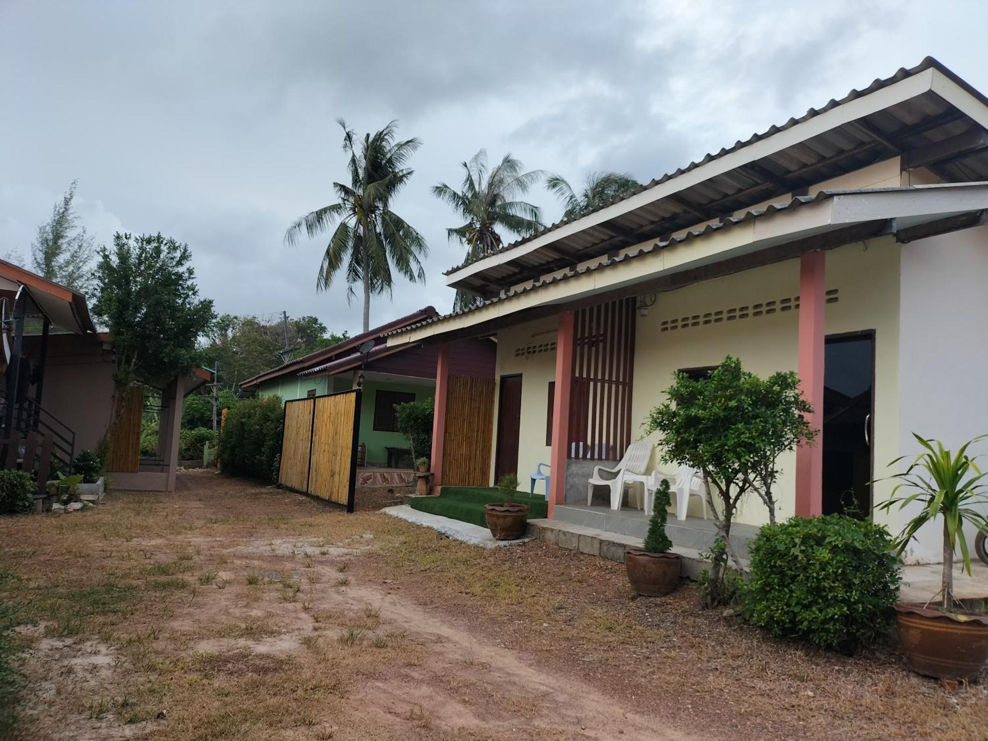 Lanta Rabbit Rooms Ko Lanta Exteriör bild