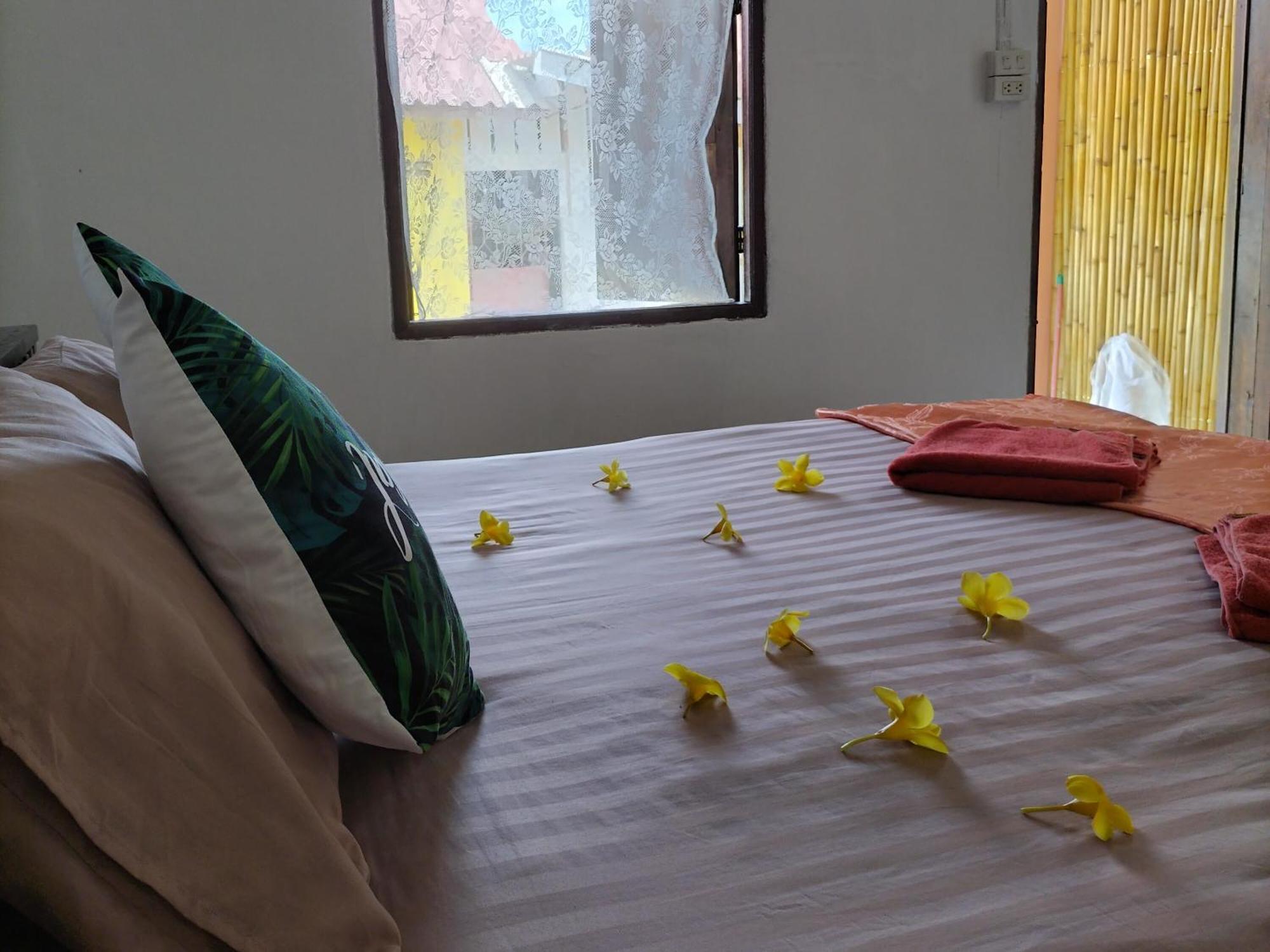 Lanta Rabbit Rooms Ko Lanta Exteriör bild